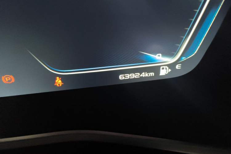Used Geely Auto Preface 2021 Revised Version 2.0TD Luxury Edition Odometer Close Up
