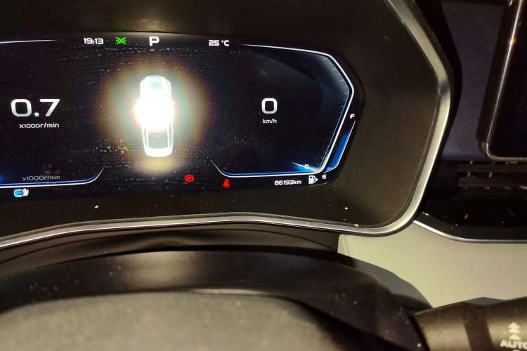 Used Geely Auto Preface 2021 Revised Version 2.0TD Luxury Edition Odometer Close Up