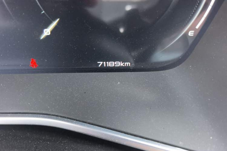 Used Geely Auto Preface 2021 Revised Version 2.0TD Luxury Edition Odometer Close Up