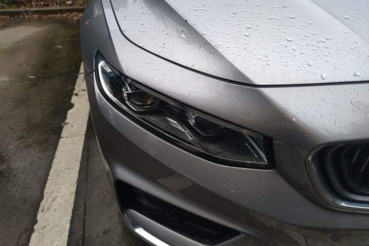 Used Geely Auto Preface 2021 2.0TD Flagship Edition Right Front Headlight
