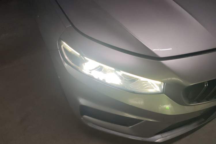 Used Geely Auto Preface 2021 Revised Version 2.0TD Luxury Edition Right Front Headlight