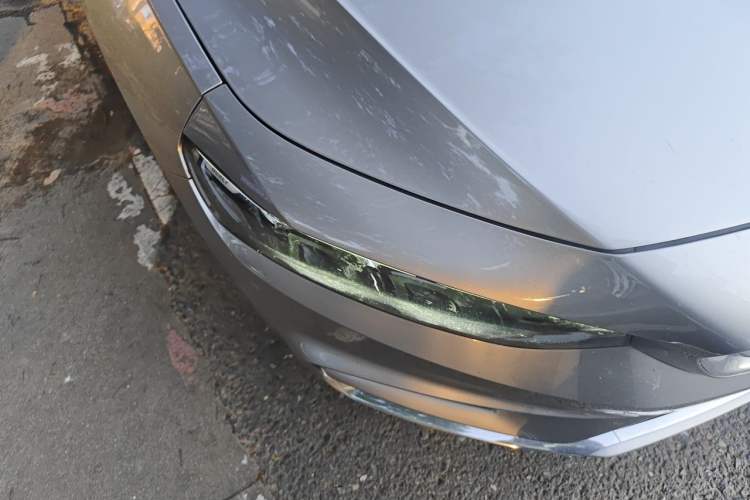 Used Geely Auto Preface 2021 2.0TD Luxury Version Right Front Headlight