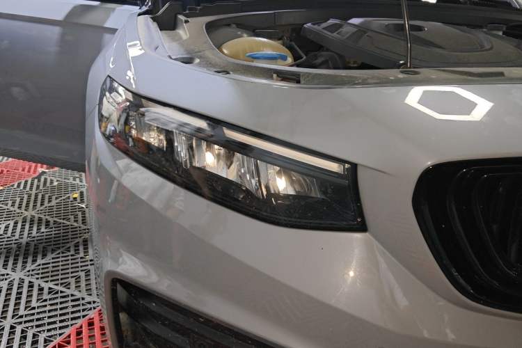 Used Geely Auto Preface 2021 2.0TD Space-Time Edition Hao Yue Right Front Headlight