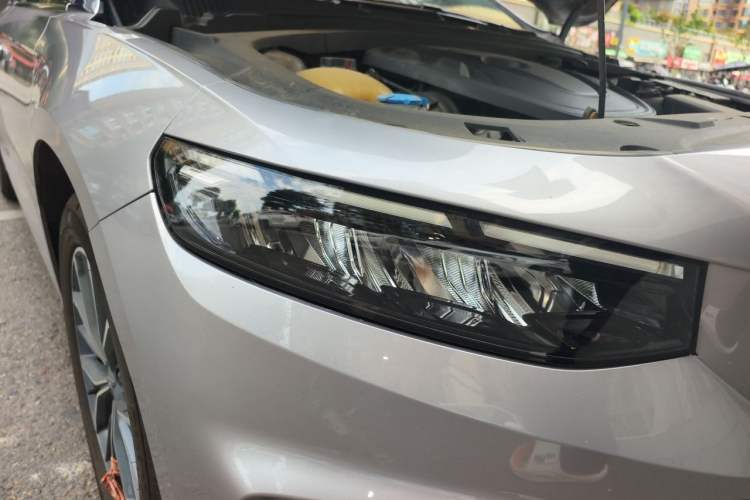 Used Geely Auto Preface 2021 2.0TD Luxury Version Right Front Headlight