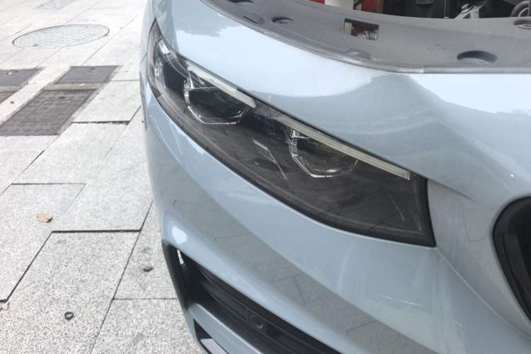 Used Geely Auto Preface 2021 2.0TD Space-Time Edition Starry Celestial Right Front Headlight
