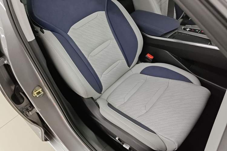 Used Geely Auto Preface 2021 Revised Version 2.0TD Luxury Edition Right Front Seat