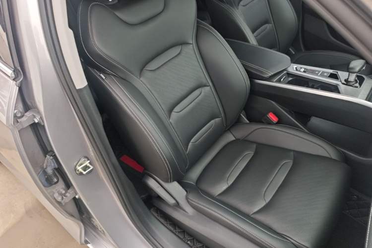 Used Geely Auto Preface 2021 2.0TD Luxury Version Right Front Seat