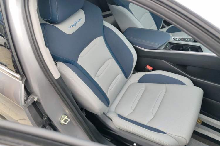 Used Geely Auto Preface 2021 2.0TD Flagship Edition Right Front Seat