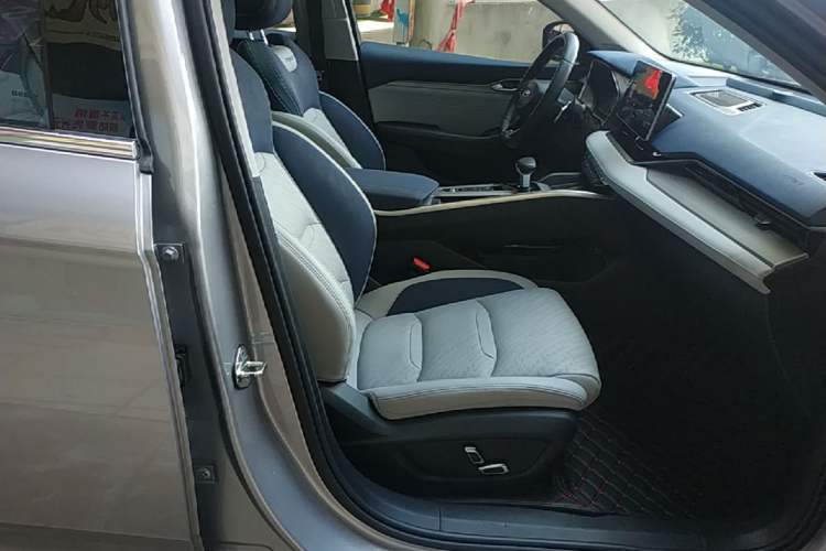 Used Geely Auto Preface 2021 Revised Version 2.0TD Luxury Edition Right Front Seat