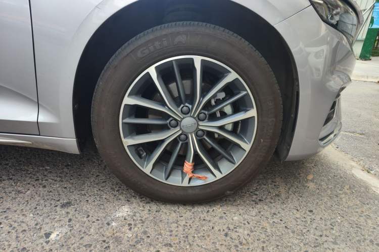 Used Geely Auto Preface 2021 2.0TD Luxury Version Right Front Wheel Hub