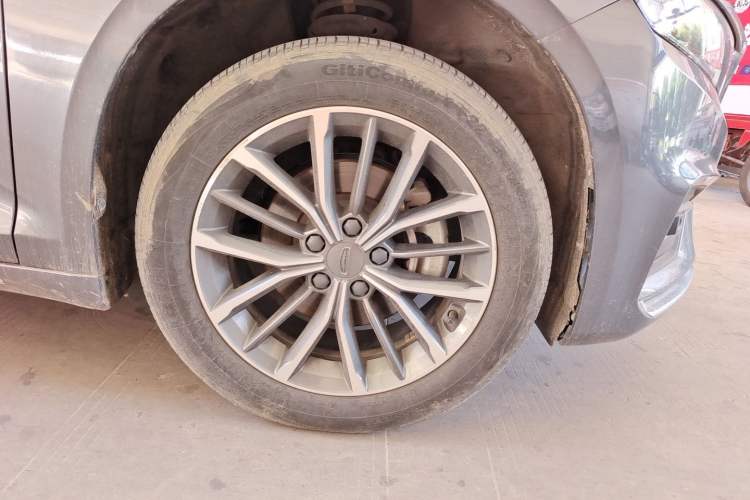 Used Geely Auto Preface 2021 2.0TD Luxury Version Right Front Wheel Hub