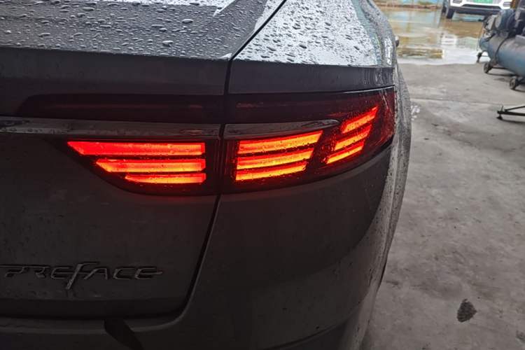 Used Geely Auto Preface 2021 2.0TD Luxury Version Right Rear Taillight