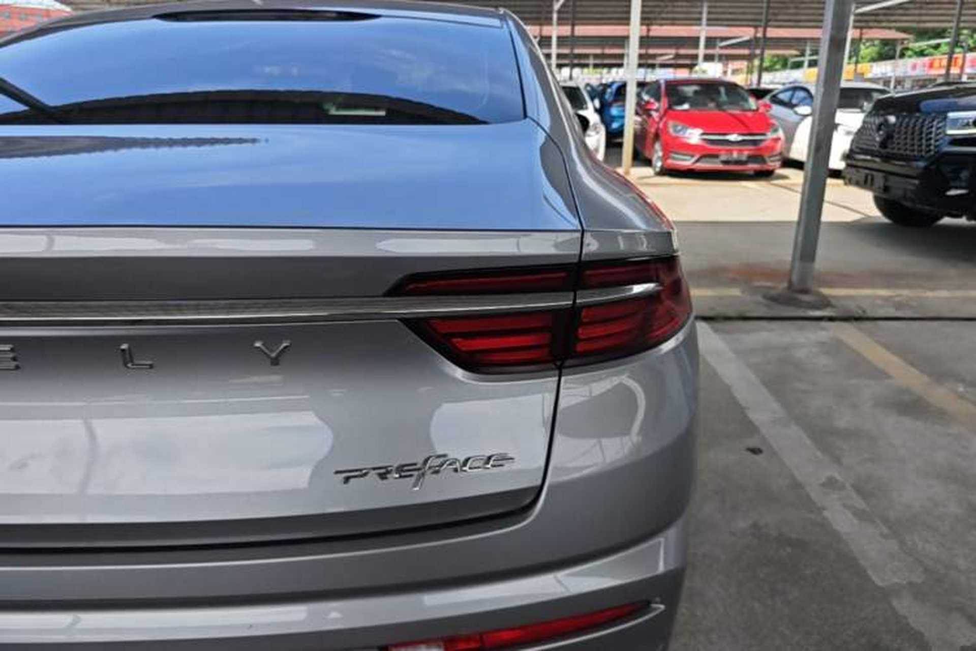 Used Geely Auto Preface 2021 2.0TD Luxury Version Right Rear Taillight