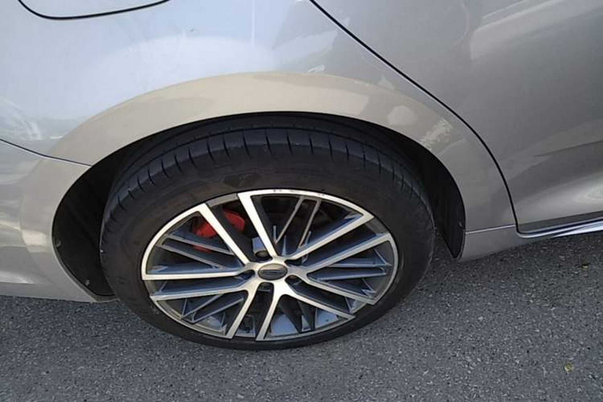 Used Geely Auto Preface 2021 Revised Version 2.0TD Luxury Edition Right Rear Wheel Hub