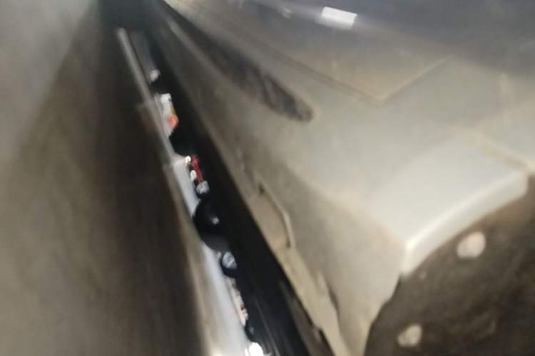 Used Geely Auto Preface 2021 2.0TD Space-Time Edition Hao Yue Right Side Sill