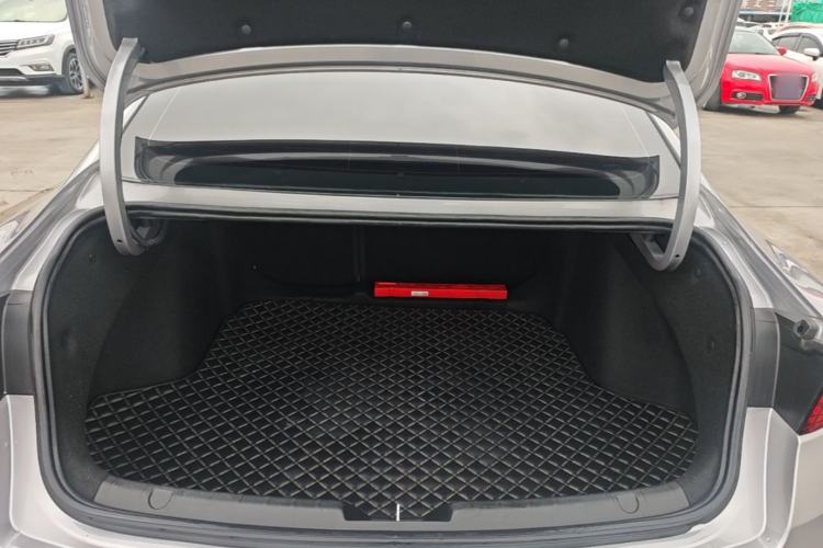 Used Geely Auto Preface 2021 2.0TD Luxury Version Trunk