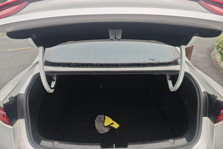 Used Geely Auto Preface 2021 2.0TD Luxury Version Trunk