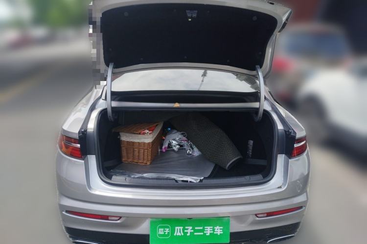 Used Geely Auto Preface 2021 2.0TD Luxury Version Trunk