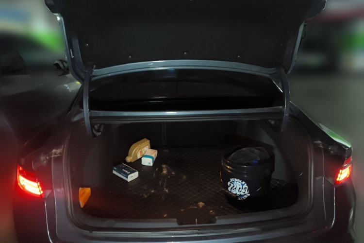 Used Geely Auto Preface 2021 Revised Version 2.0TD Luxury Edition Trunk