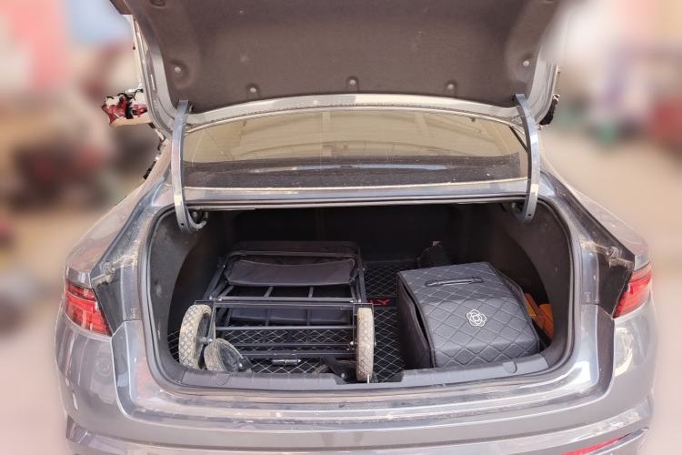 Used Geely Auto Preface 2021 2.0TD Luxury Version Trunk