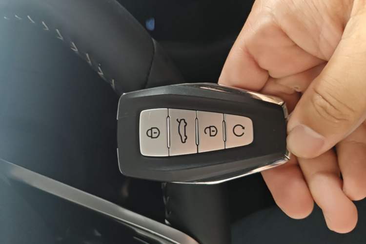 Used Geely Auto Preface 2021 2.0TD Luxury Version Vehicle Key