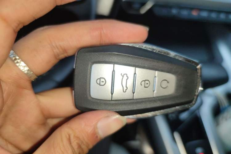 Used Geely Auto Preface 2021 2.0TD Flagship Edition Vehicle Key