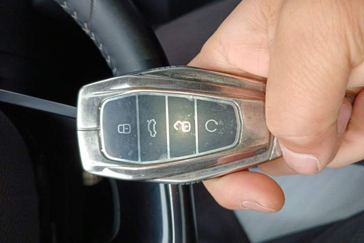 Used Geely Auto Preface 2021 Revised Version 2.0TD Luxury Edition Vehicle Key