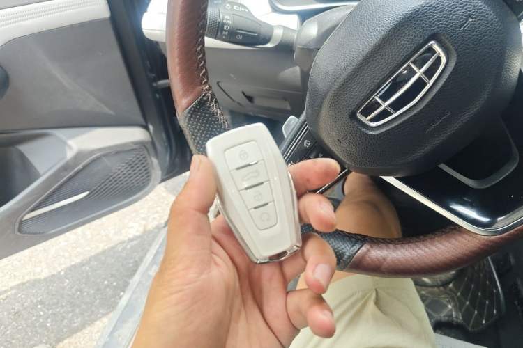 Used Geely Auto Preface 2021 Revised Version 2.0TD Luxury Edition Vehicle Key