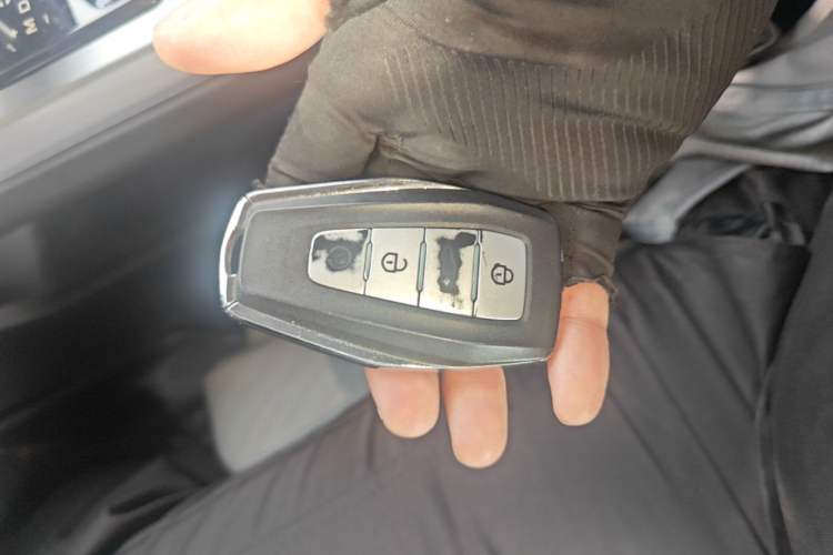 Used Geely Auto Preface 2021 Revised Version 2.0TD Luxury Edition Vehicle Key