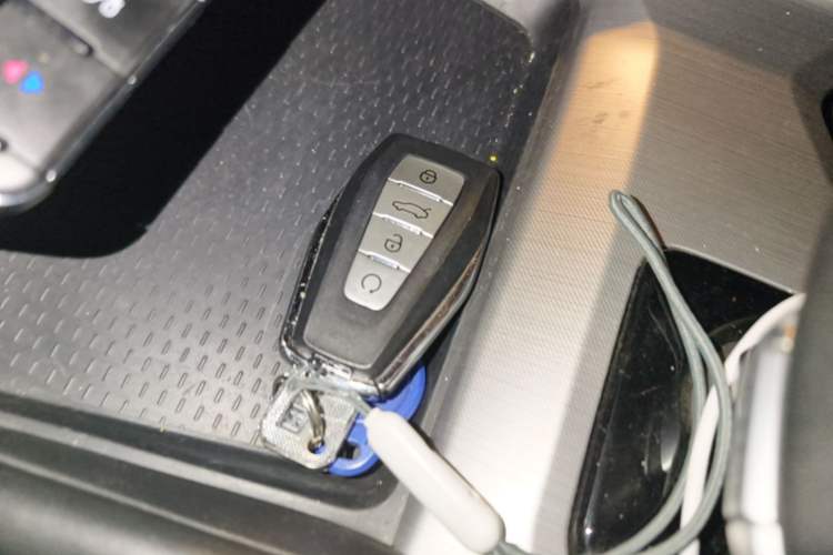 Used Geely Auto Preface 2021 2.0TD Luxury Version Vehicle Key