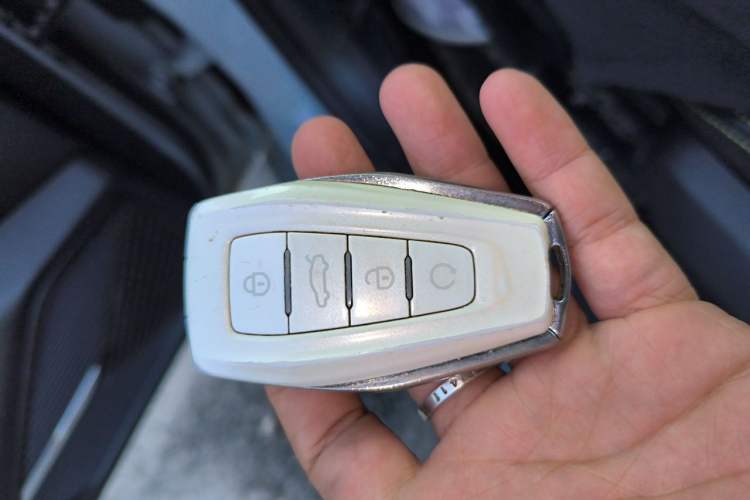 Used Geely Auto Preface 2021 2.0TD Space-Time Edition Starry Celestial Vehicle Key