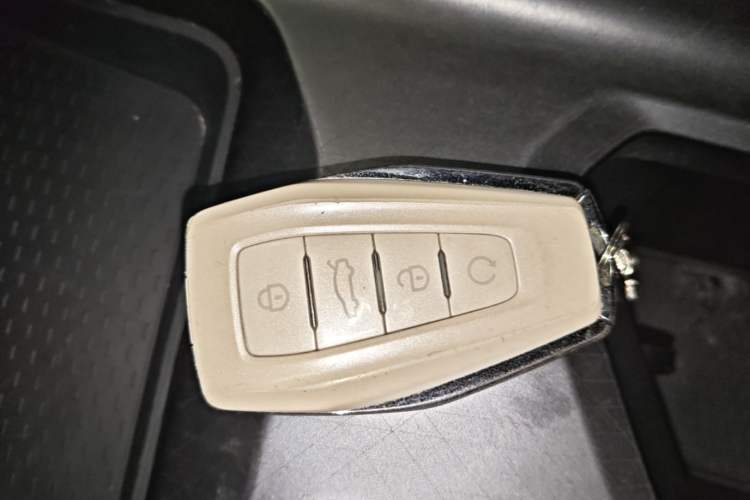 Used Geely Auto Preface 2021 2.0TD Space-Time Edition Hao Yue Vehicle Key
