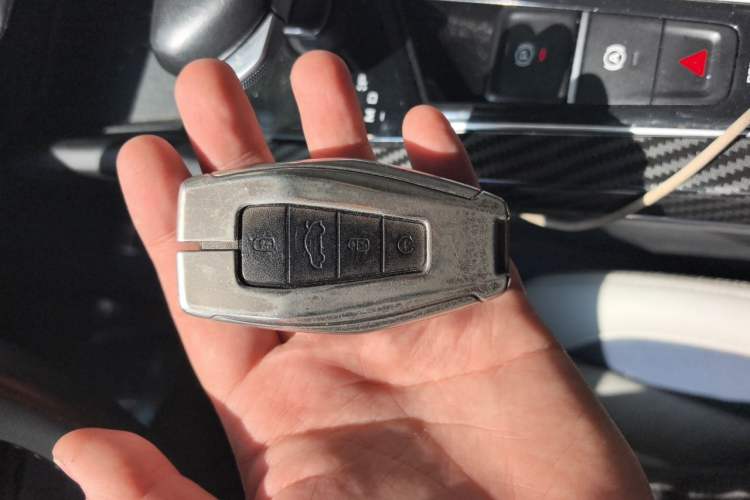 Used Geely Auto Preface 2021 2.0TD Luxury Version Vehicle Key