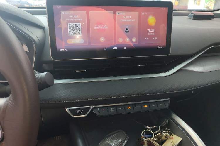 Used Geely Auto Preface 2021 2.0TD Luxury Version Audio And AC Panel