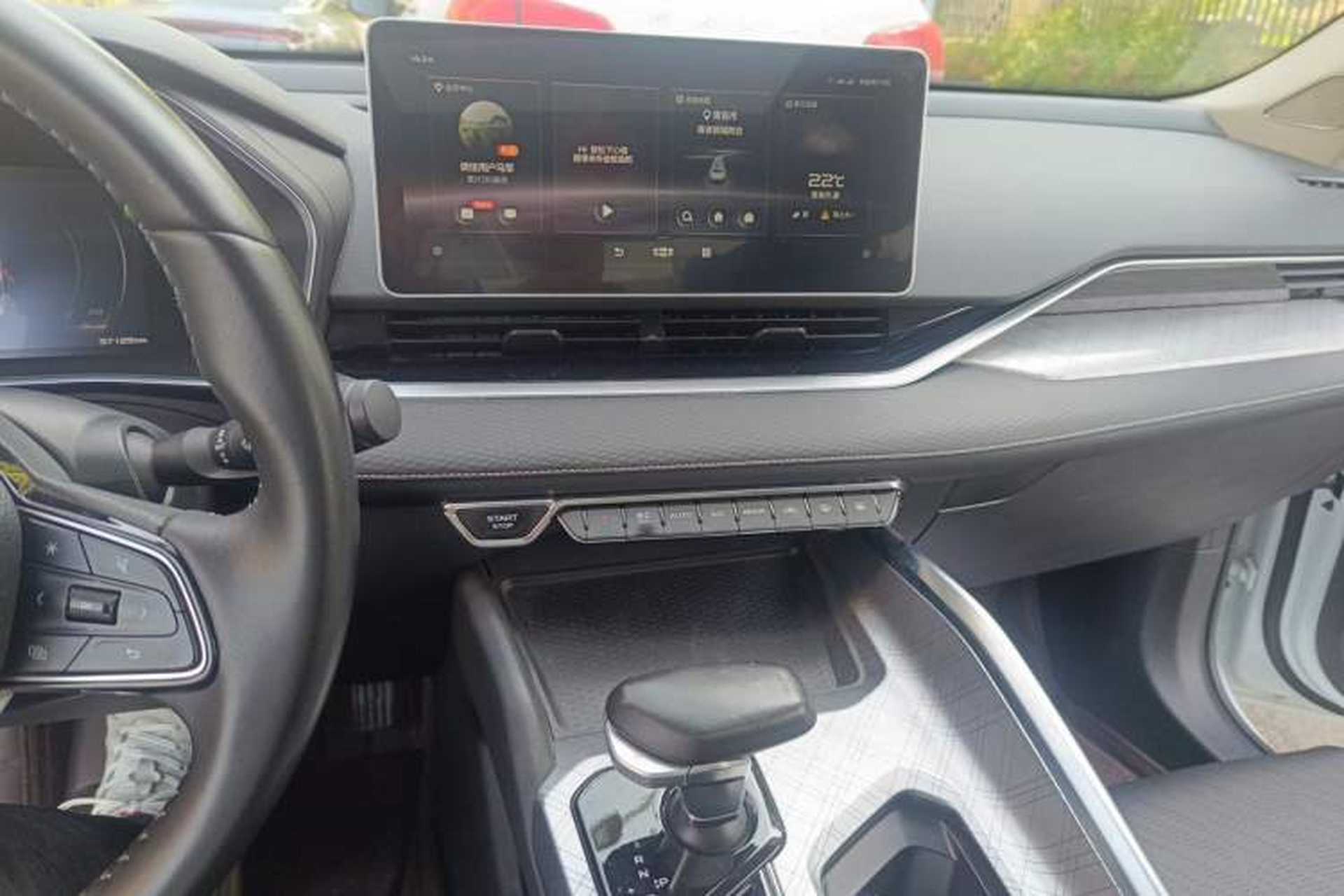 Used Geely Auto Preface 2021 2.0TD Luxury Version Audio And AC Panel