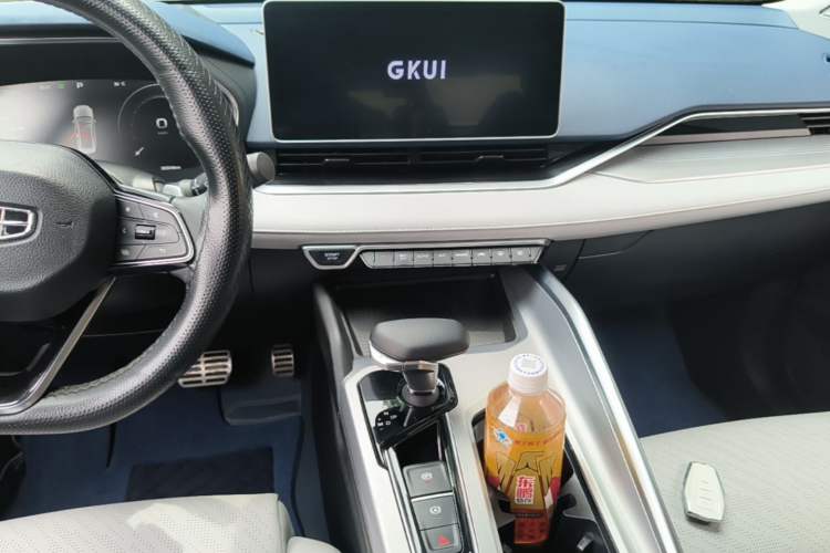 Used Geely Auto Preface 2021 Revised Version 2.0TD Luxury Edition Audio And AC Panel