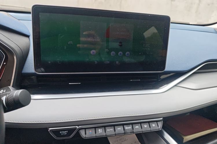 Used Geely Auto Preface 2021 Revised Version 2.0TD Luxury Edition Audio And AC Panel