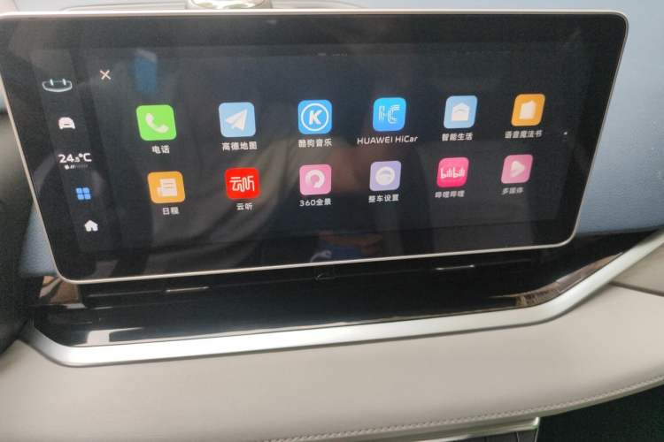 Used Geely Auto Preface 2021 Revised Version 2.0TD Luxury Edition Audio And AC Panel