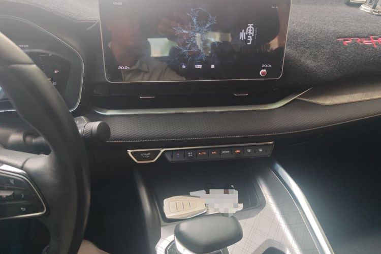 Used Geely Auto Preface 2021 2.0TD Luxury Version Audio And AC Panel