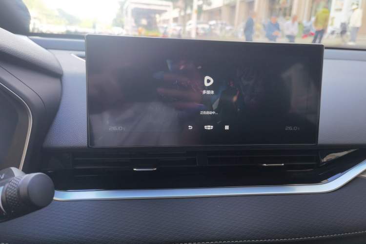 Used Geely Auto Preface 2021 2.0TD Luxury Version Audio And AC Panel