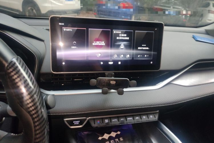 Used Geely Auto Preface 2021 2.0TD Luxury Version Audio And AC Panel