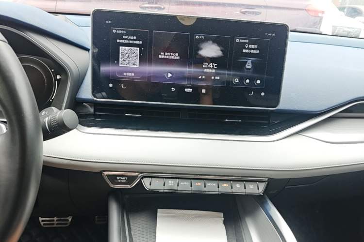 Used Geely Auto Preface 2021 2.0TD Flagship Edition Audio And AC Panel