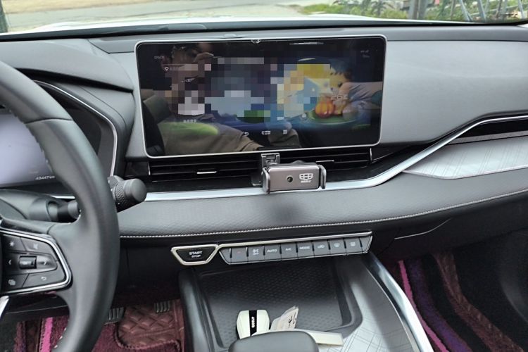 Used Geely Auto Preface 2021 2.0TD Luxury Version Audio And AC Panel