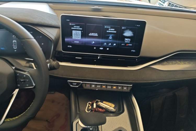 Used Geely Auto Preface 2021 2.0TD Space-Time Edition Hao Yue Audio And AC Panel