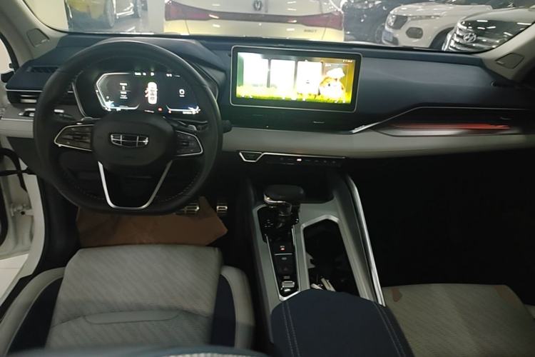 Used Geely Auto Preface 2021 2.0TD Luxury Version Center Console
