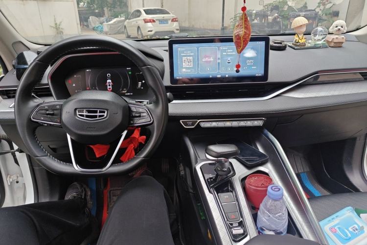 Used Geely Auto Preface 2021 2.0TD Luxury Version Center Console