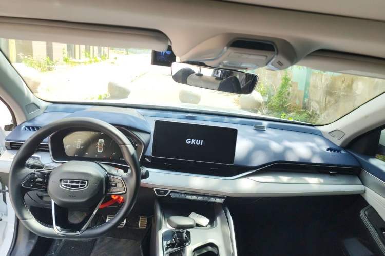Used Geely Auto Preface 2021 2.0TD Luxury Version Center Console