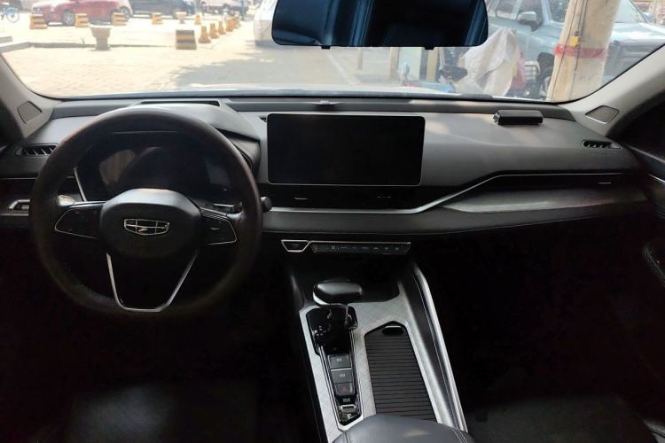 Used Geely Auto Preface 2021 2.0TD Luxury Version Center Console