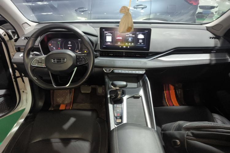 Used Geely Auto Preface 2021 2.0TD Luxury Version Center Console