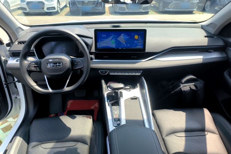 Used Geely Auto Preface 2021 2.0TD Luxury Version Center Console